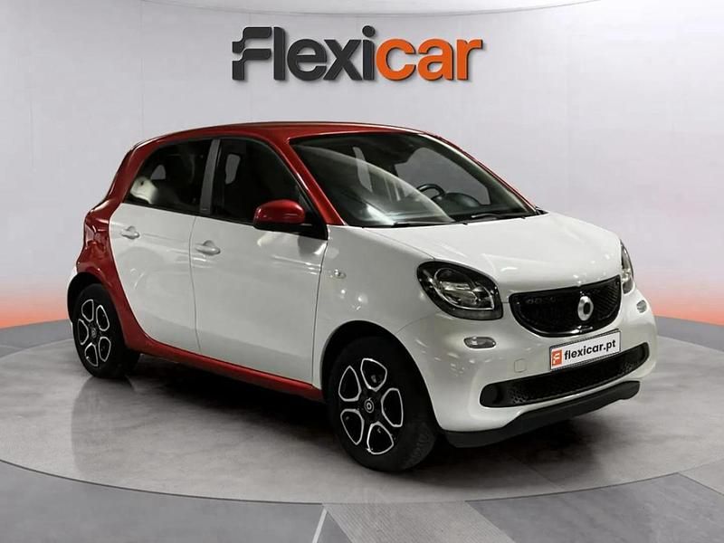Branco Usado 2019 Smart ForFour Passion Citadino | € 12.990 (Preço justo) - Imagem 1/4
