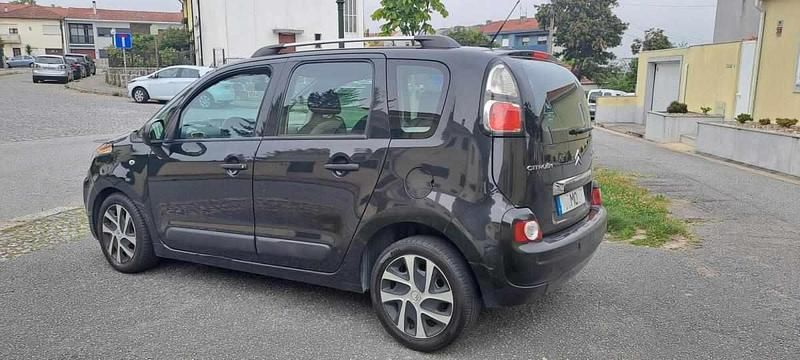 Usado Citroën C3 114 HP (83 kW) 2012 Preto Monovolume