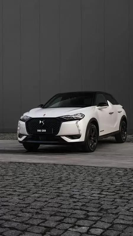Usado DS Automobiles DS3 Crossback So Chic 102 HP (75 kW) 2021 Branco SUV