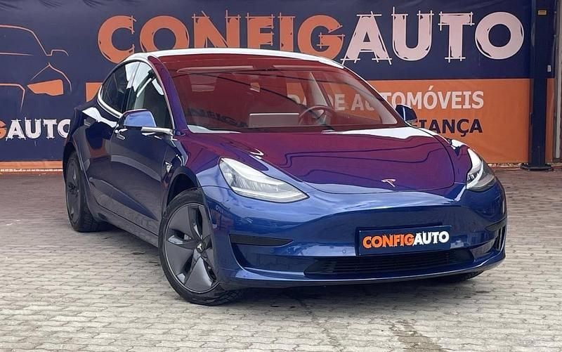 Azul Usado 2020 Tesla Model 3 Sedan | € 23.990 (Preço justo) - Imagem 1/2