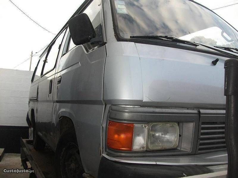 Nissan urvan e24
