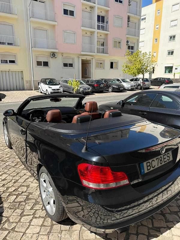 Preto Usado 2009 BMW 118 Cabriolet Cabrios | € 8.500 - Imagem 1/4