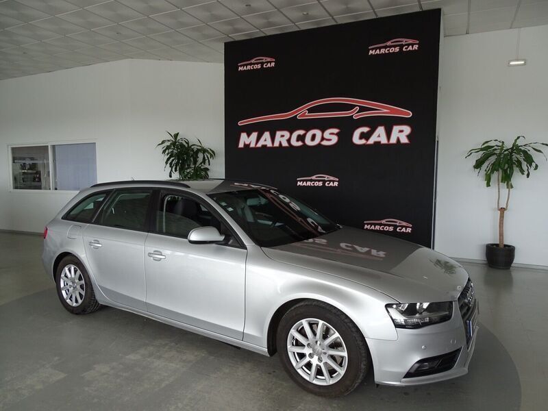 Cinzento Usado 2012 Audi A4 Carrinha | € 14.700 (Preço elevado) - Imagem 1/4