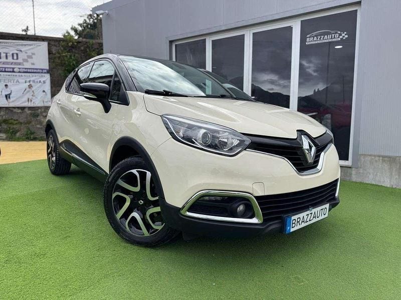 Usado Renault Captur 110 HP (80 kW) 2016 Branco SUV