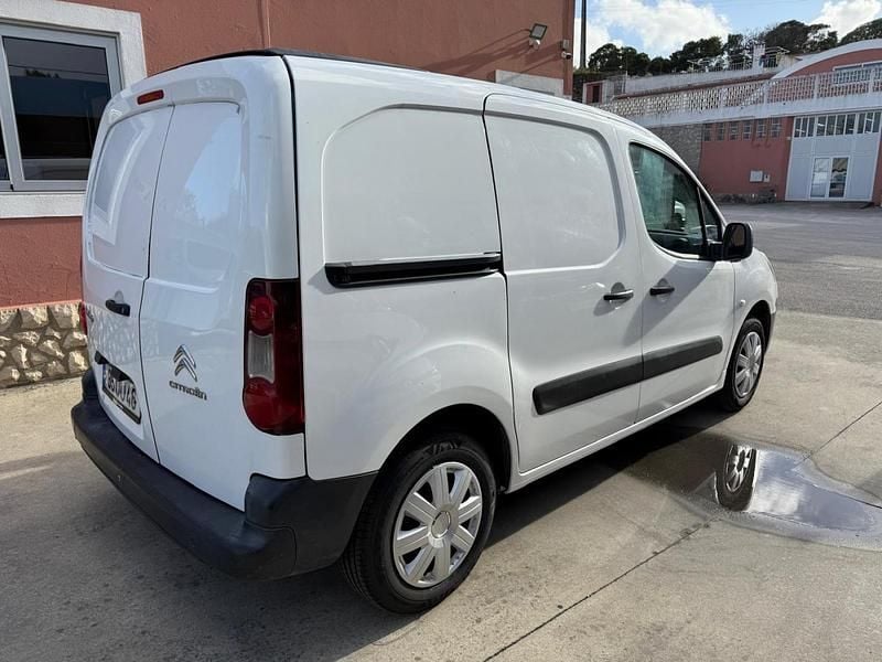 Usado Citroën Berlingo 90 HP (66 kW) 2014 Branco Monovolume