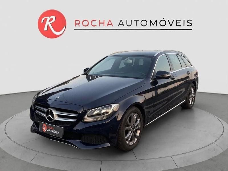 Usado Mercedes C180 Avantgarde 115 HP (84 kW) 2016 Azul Carrinha