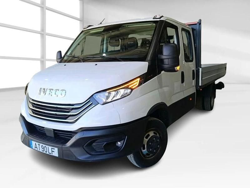 Branco Usado 2022 Iveco Daily Sedan | € 39.500 (Preço justo) - Imagem 1/4