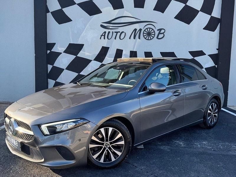 Cinza Usado 2020 Mercedes A180 Business Sedan | € 24.489 (Preço justo) - Imagem 1/4