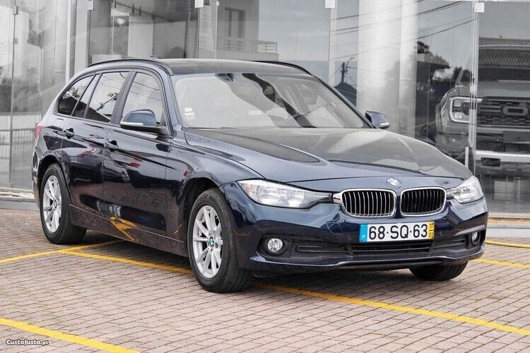 Azul Usado 2017 BMW 318 Carrinha | € 17.990 (Preço justo) - Imagem 1/1