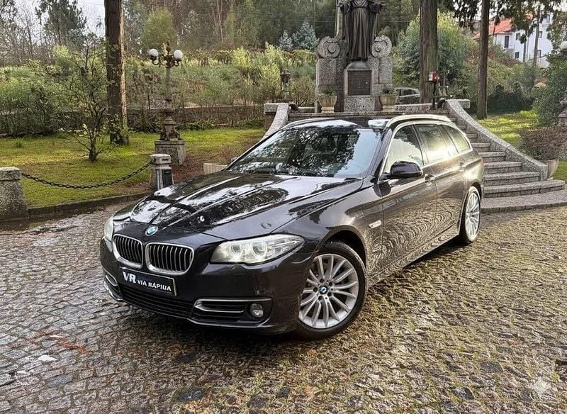 Preto Usado 2015 BMW 520 Luxury Line Sedan | € 17.900 (Preço justo) - Imagem 1/4