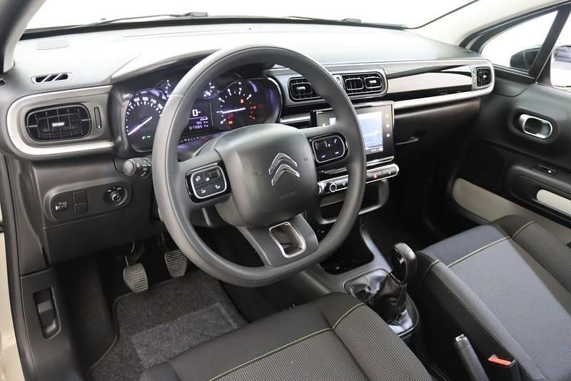Usado Citroën C3 83 HP (61 kW) 2024 Cinzento