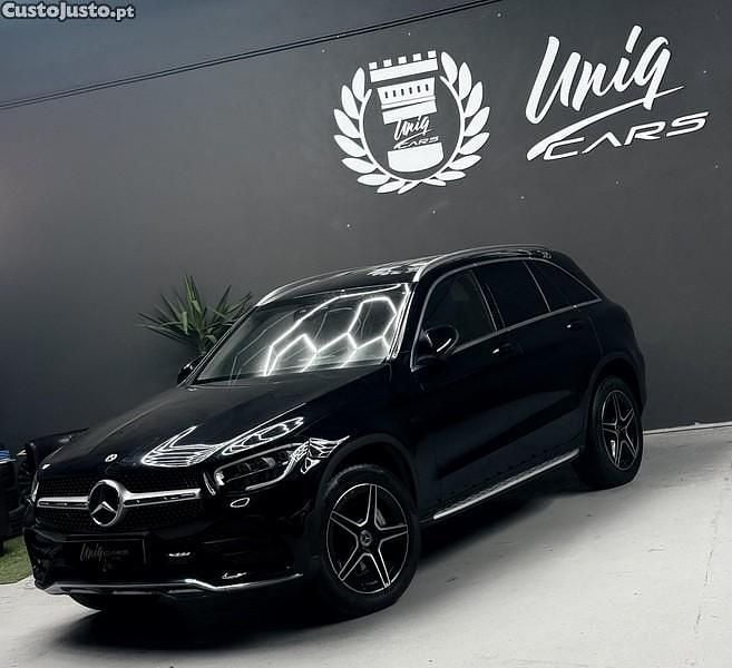 Preto Usado 2021 Mercedes GLC300 AMG SUV | € 45.999 (Preço elevado) - Imagem 1/1