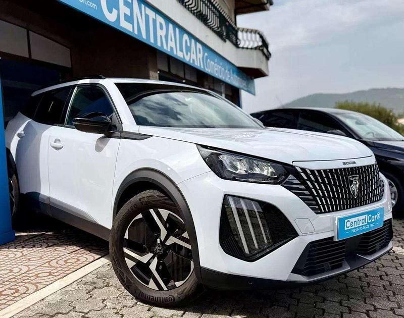 Branco Usado 2023 Peugeot 2008 Allure SUV | € 20.950 (Preço justo) - Imagem 1/2
