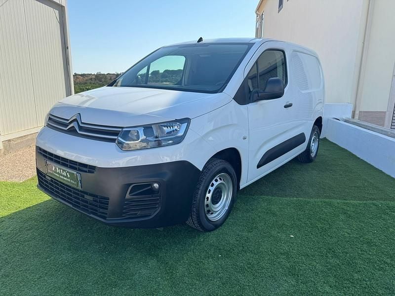 Branco Usado 2019 Citroën Berlingo Sedan | € 12.750 (Bom preço) - Imagem 1/4