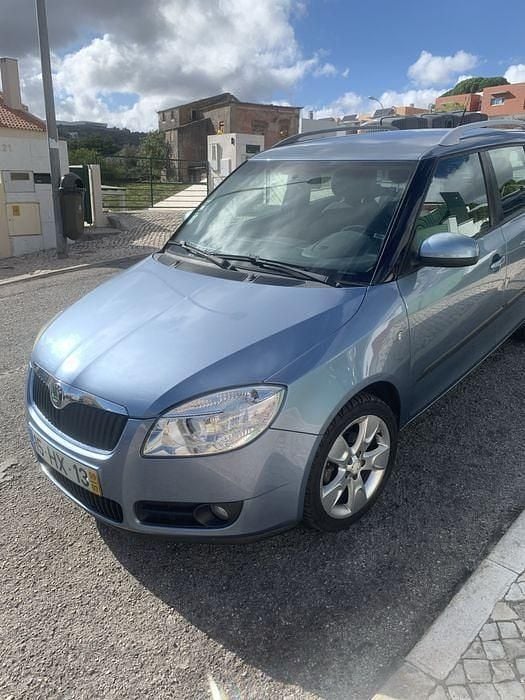 Usado 2009 Skoda Fabia Sedan | € 2.000 (Super Preço) - Imagem 1/4