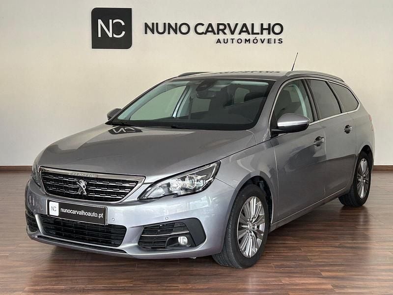 Usado Peugeot 308 Allure 130 HP (95 kW) 2021 Cinza Carrinha