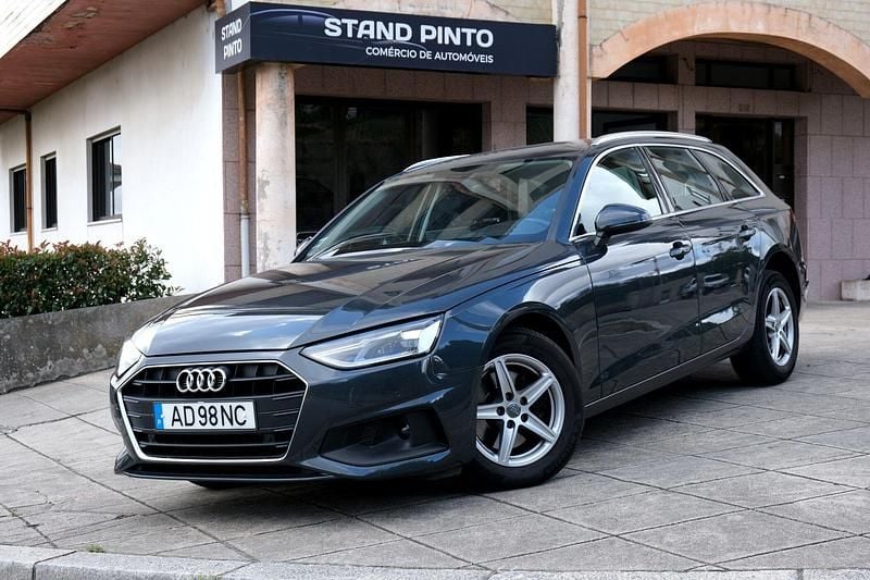 Cinza Usado 2020 Audi A4 Advanced Carrinha | € 25.900 (Bom preço) - Imagem 1/4