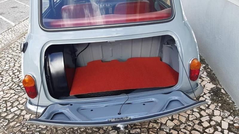 Usado Austin Mini 34 HP (25 kW) 1966 Cinzento