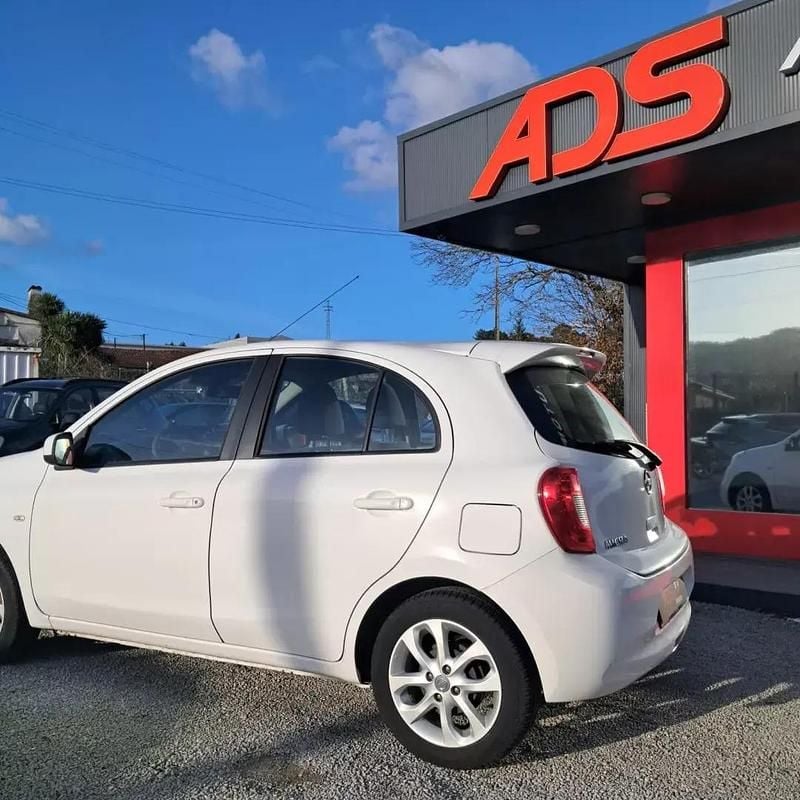 Usado Nissan Micra Acenta 80 HP (58 kW) 2017 Branco Citadino
