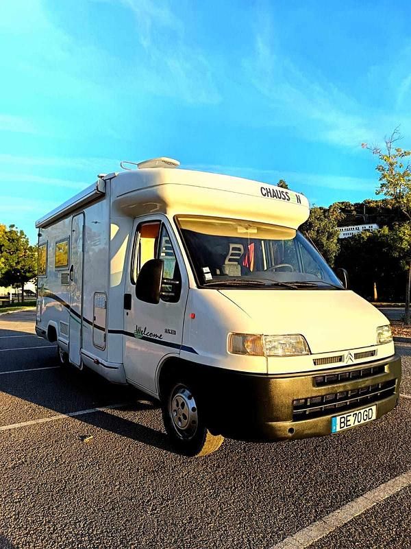 Branco Usado 2000 Citroën Jumper Monovolume | € 21.800 - Imagem 1/4