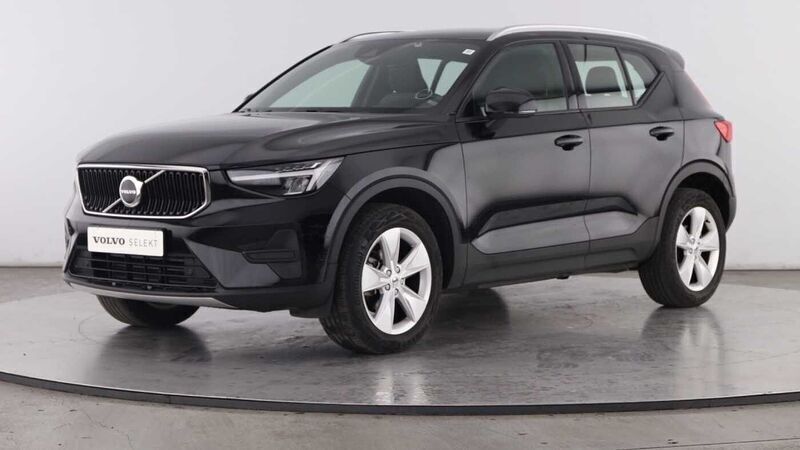 Preto Usado 2024 Volvo XC40 SUV | € 35.000 (Preço justo) - Imagem 1/4