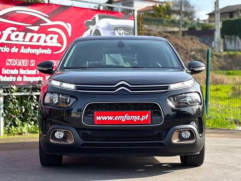 Usado Citroën C4 Feel 102 HP (75 kW) 2019 Azul SUV