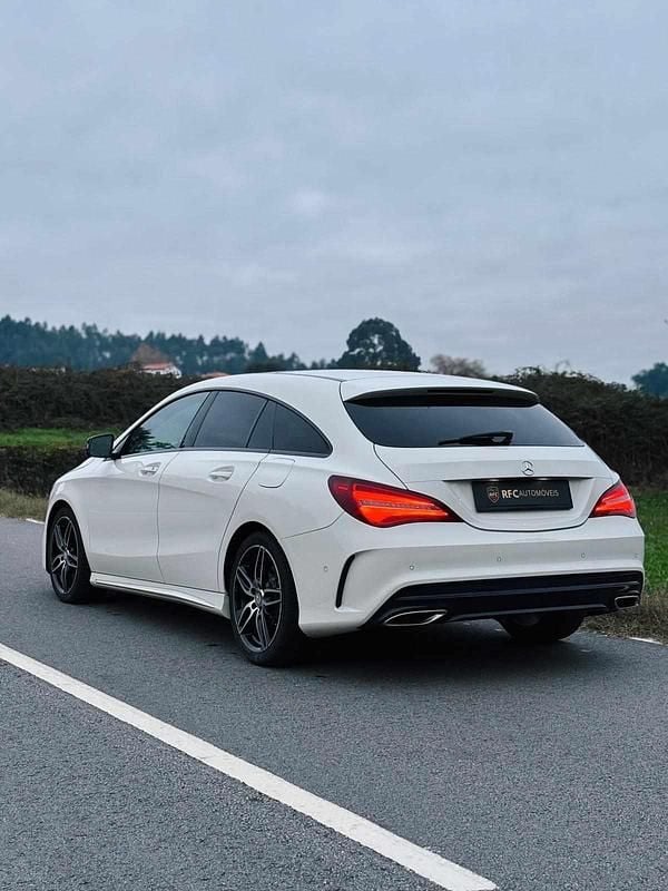 Usado Mercedes CLA220 Shooting Brake 177 HP (130 kW) 2016 Branco Carrinha