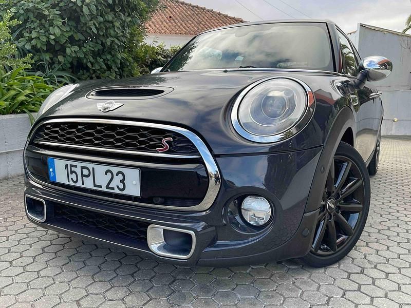 Cinza Usado 2015 Mini Cooper S Citadino | € 14.900 (Preço justo) - Imagem 1/4