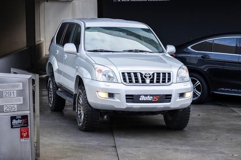Cinzento Usado 2003 Toyota Land Cruiser SUV | € 31.500 (Preço elevado) - Imagem 1/4