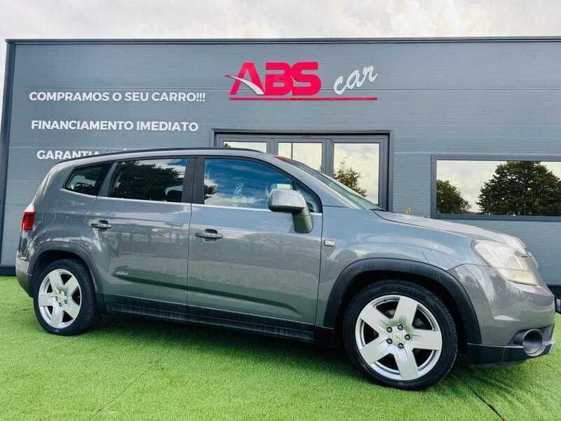 Usado Chevrolet Orlando LTZ 163 HP (119 kW) 2011 Antracite Monovolume