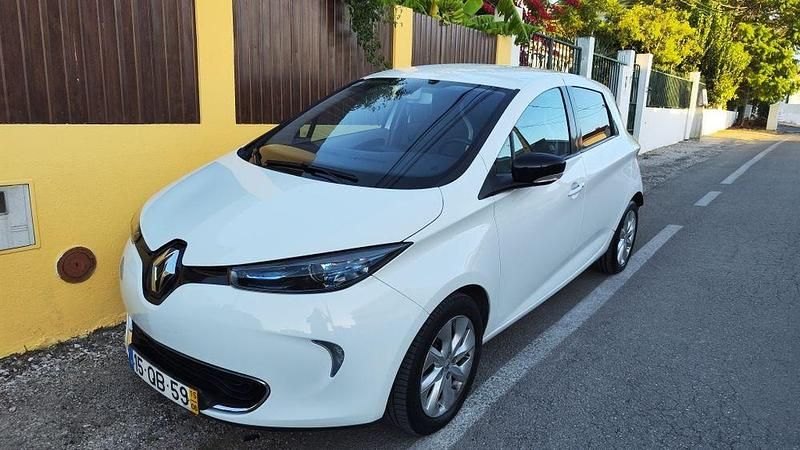 Usado 2015 Renault Zoe Citadino | € 7.500 - Imagem 1/4