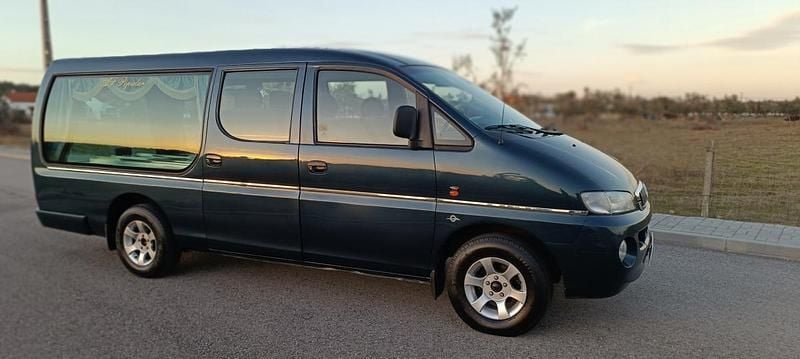 Usado Hyundai H-1 100 HP (73 kW) 1998 Azul Monovolume