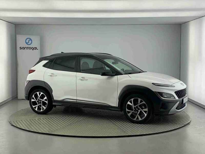 Branco Usado 2023 Hyundai Kauai SUV | € 19.990 (Bom preço) - Imagem 1/4