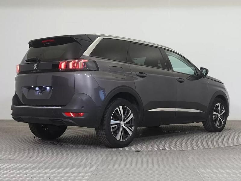 Usado Peugeot 5008 Active 130 HP (95 kW) 2022 Cinza antracite SUV