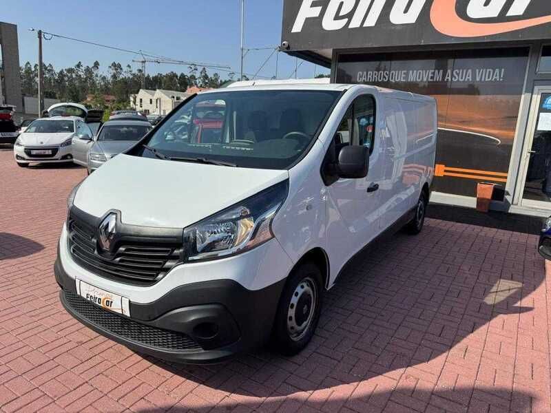 Branco Usado 2019 Renault Trafic Intens Van | € 16.500 (Super Preço) - Imagem 1/4