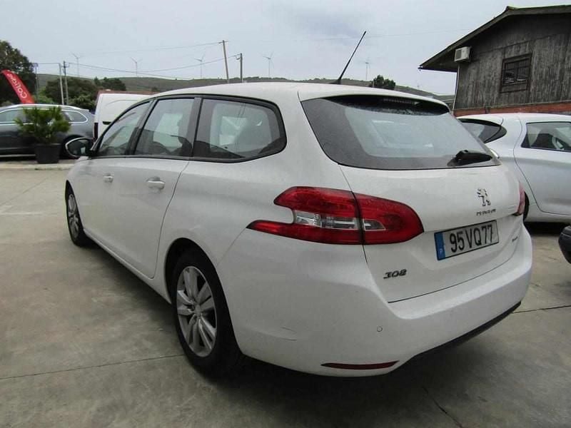 Usado Peugeot 308 SW 120 HP (88 kW) 2015 Branco Carrinha