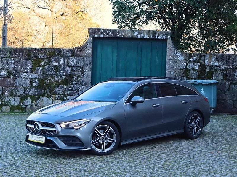 Cinzento Usado 2019 Mercedes CLA180 Sedan | € 28.490 (Preço justo) - Imagem 1/4
