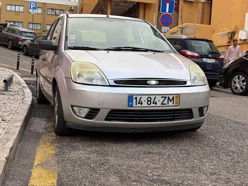 Usado 2005 Ford Fiesta Citadino | € 1.750 (Bom preço) - Imagem 1/4