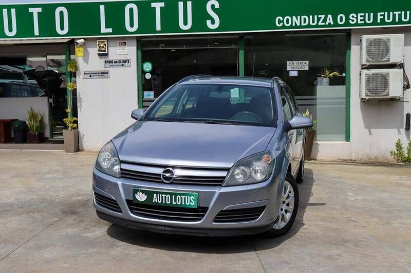 Cinza Usado 2004 Opel Astra Elegance Carrinha | € 5.970 (Caro) - Imagem 1/4