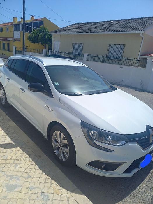 Usado 2019 Renault Mégane IV Sedan | € 12.000 (Preço justo) - Imagem 1/4