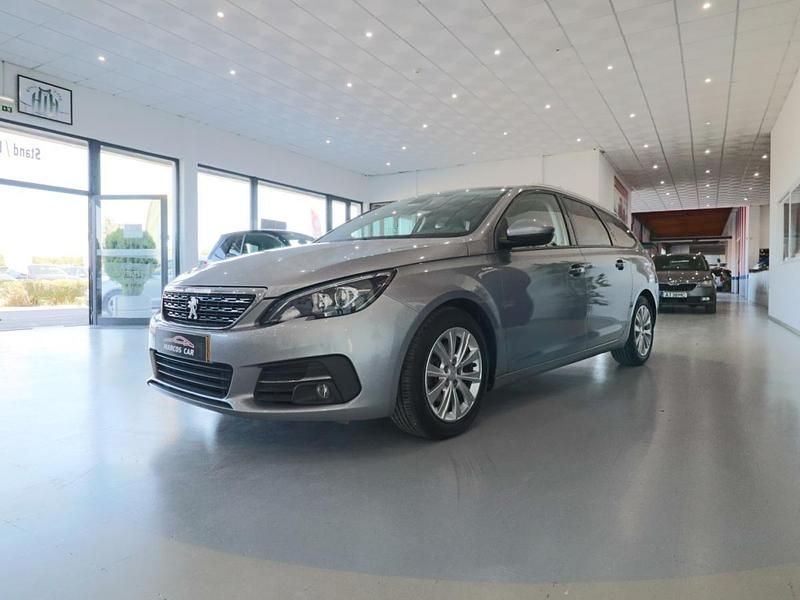 Usado Peugeot 308 SW 130 HP (95 kW) 2018 Cinzento Carrinha