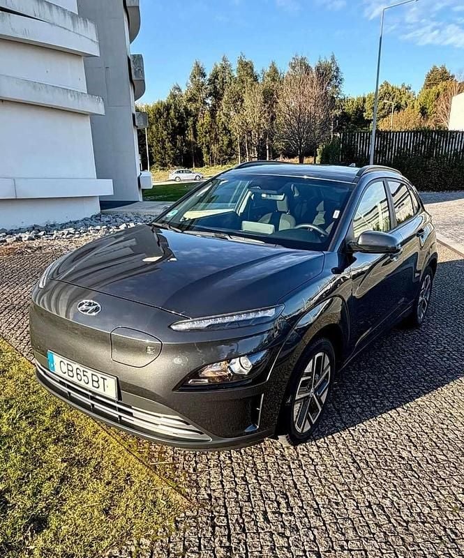 Cinzento Usado 2021 Hyundai Kauai SUV | € 15.000 (Super Preço) - Imagem 1/4