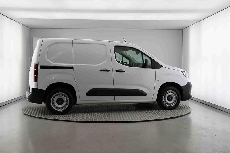 Branco Usado 2024 Opel Combo Monovolume | € 18.990 (Preço justo) - Imagem 1/1