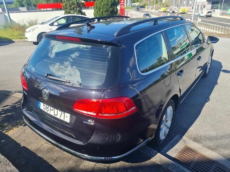 Usado VW Passat 105 HP (77 kW) 2011 Preto Carrinha