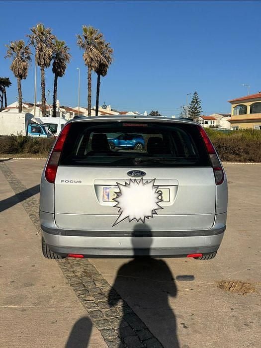 Usado Ford Focus 109 HP (80 kW) 2006 Sedan