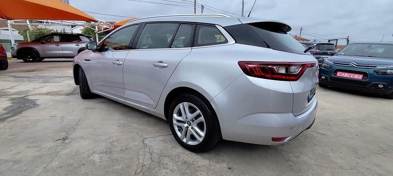 Usado Renault Mégane GrandTour LIMITED 110 HP (80 kW) 2018 Cinza Carrinha