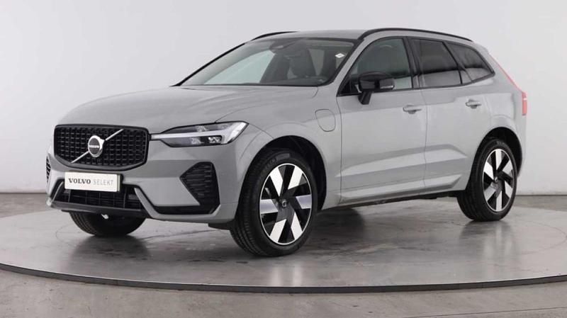 Cinzento Usado 2024 Volvo V60 Carrinha | € 55.900 - Imagem 1/4