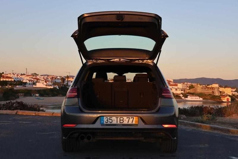 Usado VW Golf VII GTE 204 HP (150 kW) 2017 Cinzento Citadino