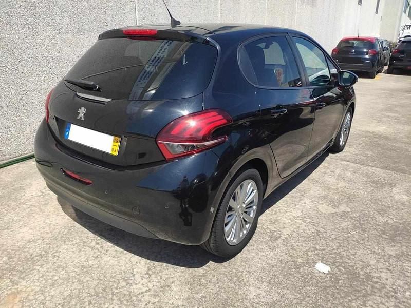 Usado Peugeot 208 102 HP (75 kW) 2019 Preto Citadino
