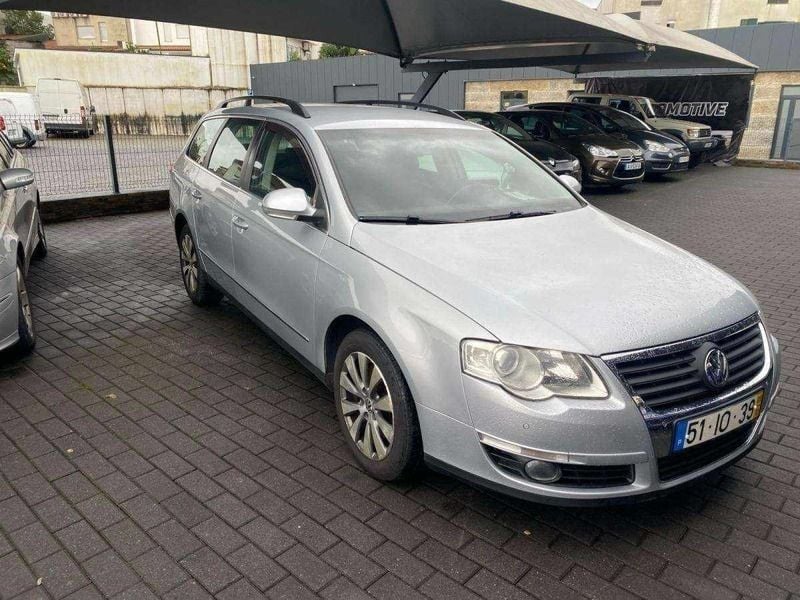 Cinzento Usado 2009 VW Passat Carrinha | € 7.850 (Preço elevado) - Imagem 1/4
